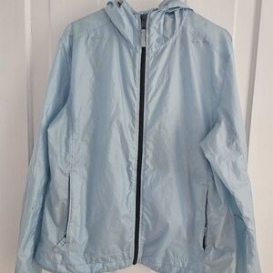 Woman's Columbia Windbreaker